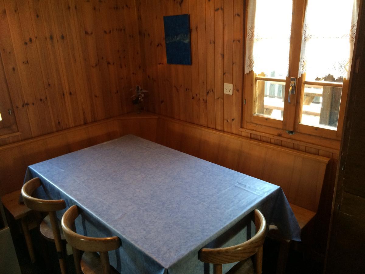 Gruppenhaus Im Walliser Alpstyle Rosswald エクステリア 写真