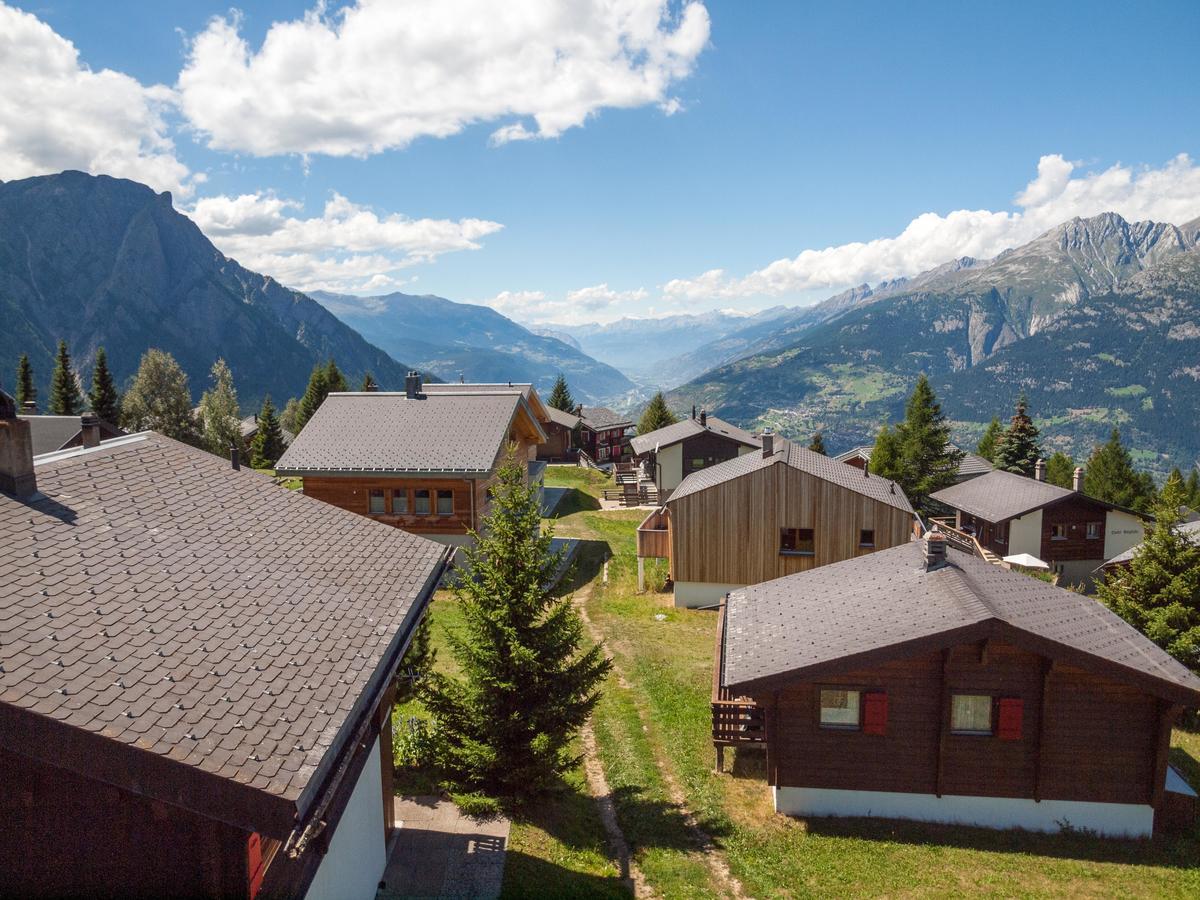 Gruppenhaus Im Walliser Alpstyle Rosswald エクステリア 写真