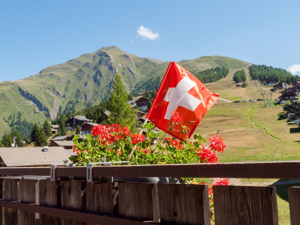 Gruppenhaus Im Walliser Alpstyle Rosswald エクステリア 写真