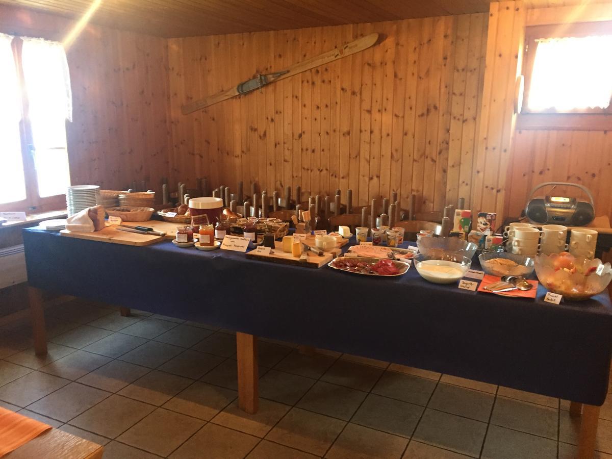 Gruppenhaus Im Walliser Alpstyle Rosswald エクステリア 写真