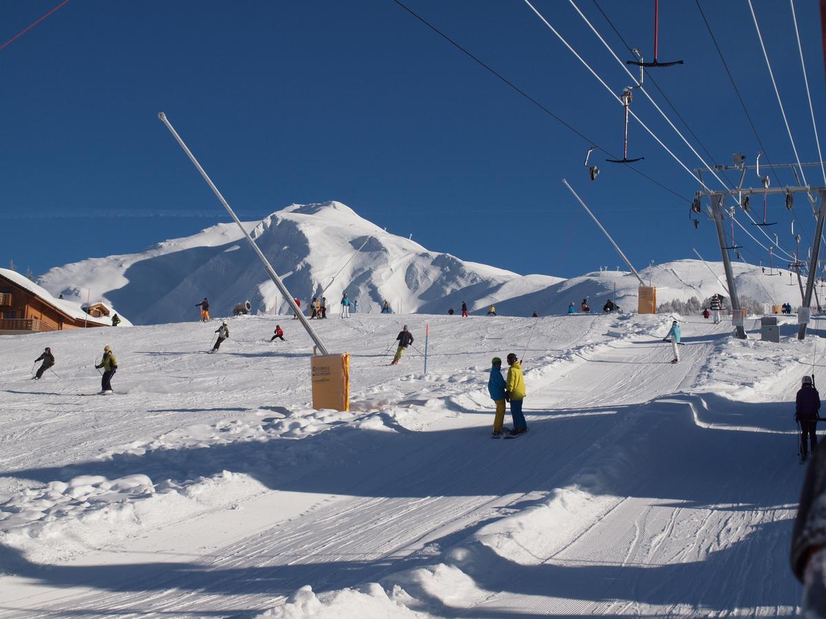Gruppenhaus Im Walliser Alpstyle Rosswald エクステリア 写真